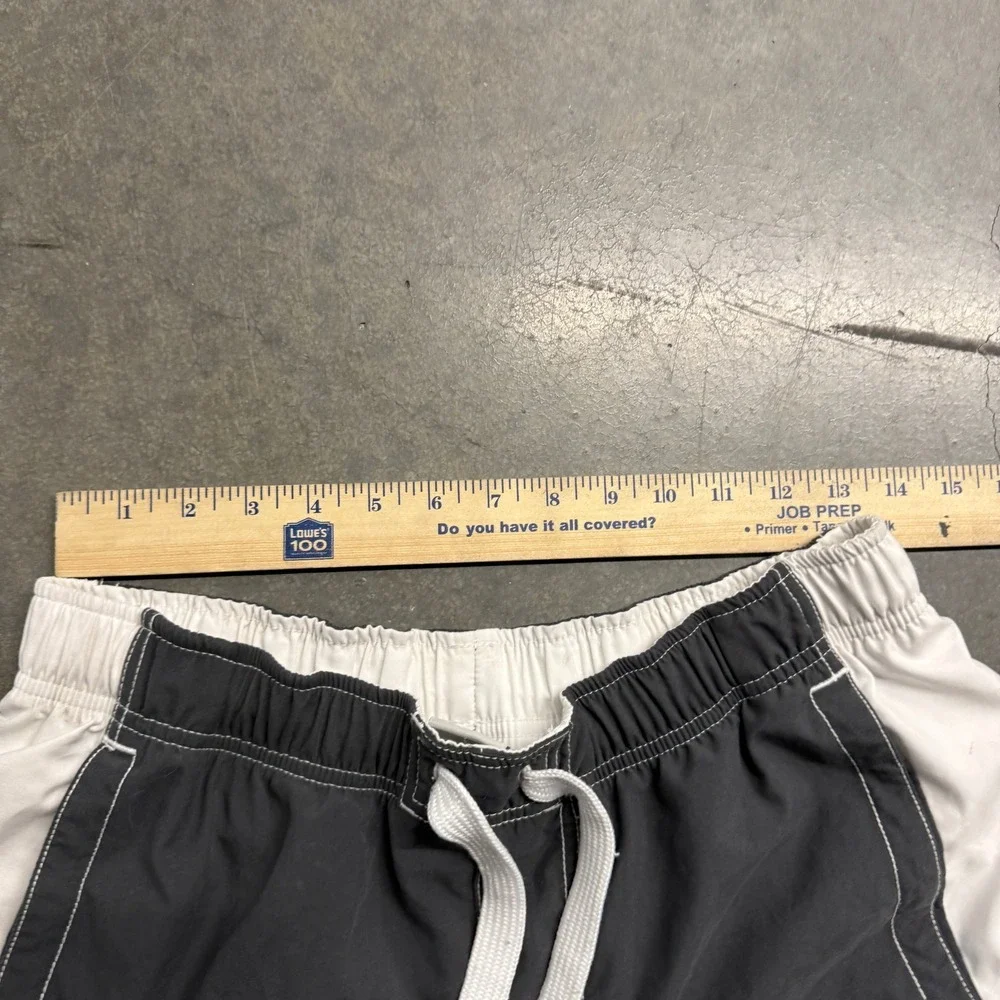 Nike Mens Cargo Board Shorts Grey White Contrast Stitch Swim Trunks Medium